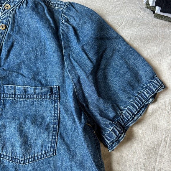 Aly Chambray Henley Shirt | Anthropologie Pilcro | Denim Dark | Medium - Picture 6 of 6